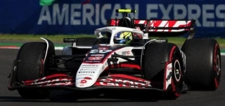 MoneyGram Haas F1 Team VF25 #87 O.Bearman 4th Mexican GP 2025 with Pit Board 1:43 Spark