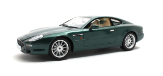 Aston Martin DB7 Coupe 1999 green 1:18 Cult Scale Models