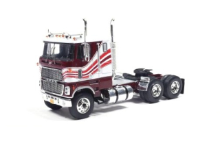 Ford CL 9000 1976 white 1:64 Ixo Models