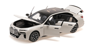 BMW i7 M70 G70 2024 white metallic 1:18 Minichamps 