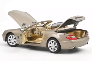 Mercedes-Benz SL 500 2003 beige 1:18 Norev