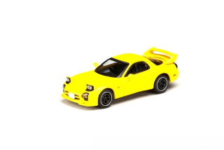 Mazda RX-7 (FD3S) *INITIAL D* Keisuke Takahashi vs Wataru Akiyama yellow 1:64 Hobby Japan