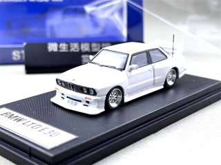 BMW E30 white 1:64 Street Weapon