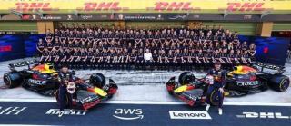 Set - Oracle Red Bull Racing RB21 #1 M.Verstappen & #22 Y.Tsunoda Abu Dhabi GP 2025 1:64 Spark