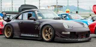 RWB Bodykit 2010 bordeaux/black 1:18 Solido