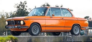 BMW 2002 Tii 1971 orange 1:18 Solido