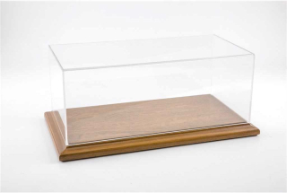 Molsheim Deluxe Vitrine - walnut base 1:8 Atlantic