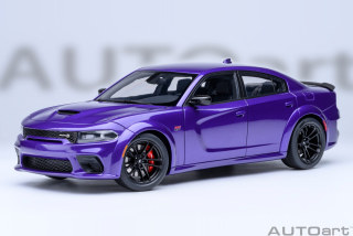 Dodge Charger Scat Pack Widebody plum crazy 1:18 AUTOart