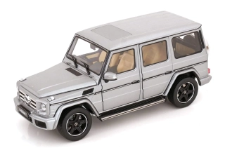 Mercedes-Benz G-Class W463 Designo matt silver 1:18 iScale