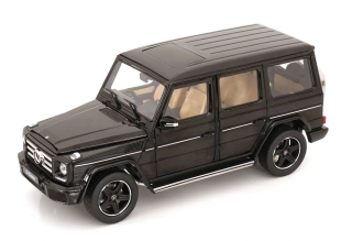 Mercedes-Benz G-Class W463 Designo black 1:18 iScale
