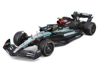 Mercedes-Benz AMG W15 #44 L.Hamilton 2024 with Driver Figure - Hard Case 1:24 Bburago