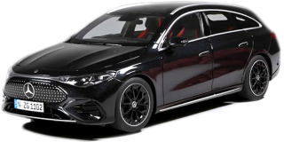 Mercedes-Benz CLA Shooting Brake with EQ Technology cosmos black 1:18 NZG