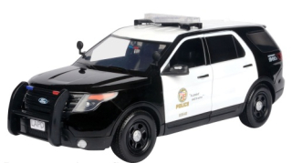 Ford Police Interceptor Utility LAPD 2015 1:18 Motor Max