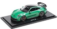 Porsche 911 GT3 RS 992 with Manthey Kit 2024 auratium green 1:18 Spark