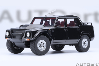 Lamborghini LM002 black 1:18 AUTOart