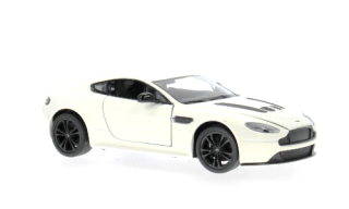 Aston Martin Vantage white 1:24 Welly