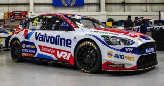 Ford Focus NAPA Racing UK #27 D.Cammish BTCC Silverstone 2024 1:43 Spark