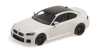 BMW M2 2023 white 1:43 Minichamps