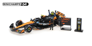 McLaren MCL39 #4 L.Norris World Champion Abu Dhabi GP 2025 with Standing Figurine Pitboard & Position Board 1:64 Minichamps