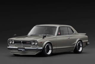 Nissan Skyline 2000 GT-R dark silver 1:18 Ignition Model