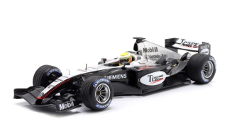 McLaren Mercedes MP4/19 L. Hamilton Autosport Young Driver Test Silverstone 2004 1:18 Minichamps 
