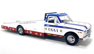 Chevrolet C-30 Ramp Truck *USA-1* 1967 white/blue/red 1:18 Acme Diecast