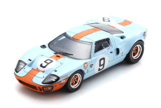 Ford GT40 #9 Rodriguez/Bianchi Winner 24H Le Mans 1968 1:43 Spark 