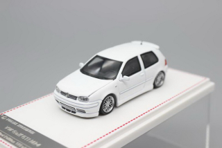 Volkswagen Golf GTI MK4 white 1:64 Focal Horizon