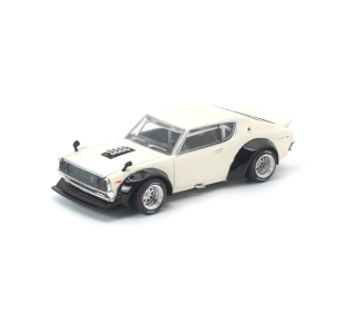 Nissan KPGC110 Kenmeri white 1:64 Pop Race