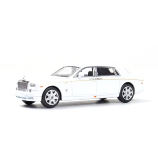 Rolls Royce Phantom VII white 1:64 Street Weapon