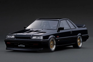 Nissan Skyline GTS-R (R31) black 1:18 Ignition Model