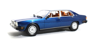 Maserati Quattroporte 3-Series 1980 blue metallic 1:18 Cult Scale Models