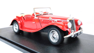 MG TF Cabriolet Open 1953 red 1:18 Cult Scale Models