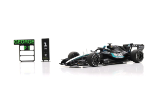 Mercedes-AMG Petronas F1 Team W17 #63 G.Russell Winner Australia GP 2026 with Pit Board 1:43 Spark