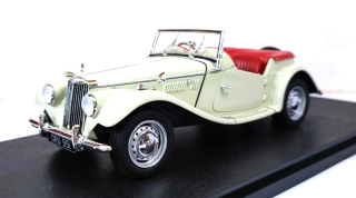 MG TF Cabriolet Open 1953 white 1:18 Cult Scale Models