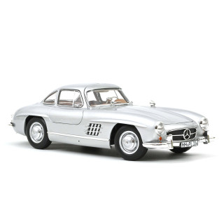 Mercedes-Benz 300 SL 1954 silver 1:18 Norev