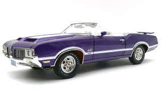 Oldsmobile 442 W-30 Convertible 1970 plum crazy 1:18 Acme Diecast