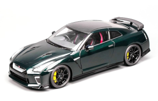 Nissan GT-R Nismo T-Spec Coupe 2022 green 1:18 Motorhelix