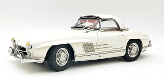 Mercedes-Benz 300 SL W198 Hardtop white/red interior 1:18 CMC
