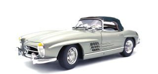 Mercedes-Benz 300 SL W198 Soft Top with Functional Roof Mechanismus green/dark green roof 1:18 CMC