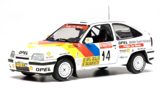 Opel Kadett E GSI #14 Doctor/Badenberg Circuit des Ardennes 1992 1:43 Ixo Models
