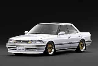 Toyota Mark II 2.5 Grande Limited JZX81 white 1:18 Ignition Model