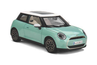 Mini Cooper SE 2023 ocean wave green 1:18 Minichamps