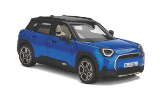 Mini Aceman SE 2024 blazing blue 1:18 Minichamps