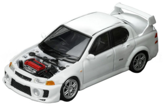 Mitsubishi Lancer Evolution V GSR 1999 white 1:64 Motorhelix 