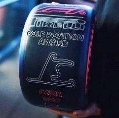 Mercedes-AMG Petronas F1 Team W17 #12 K.Antonelli 1st Pole Position and Winner Chinese GP 2026 with Pole Position Tyres 1:18 Minichamps 