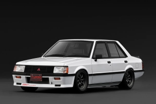 Mitsubishi Lancer EX GSR Turbo white 1:18 Ignition Model