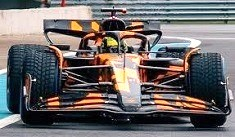 McLaren F1 Team MCL39 #4 L.Norris Shakedown 2025 1:43 Minichamps