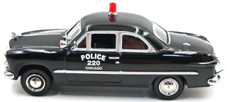 Ford Custom Chicago Police Department 1949 black 1:43 Greenlight