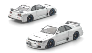 Nissan Skyline R33 LM silver 1:64 WORKS
